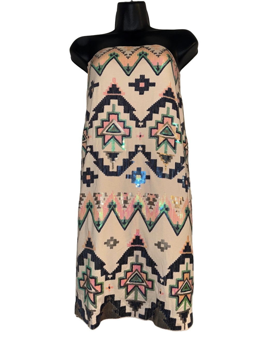 Express Tube Dress with Geometric pattern.